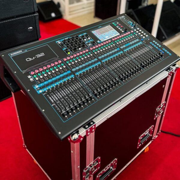 Allen & Heath QU-32 32-Channel Digital Mixer – Used