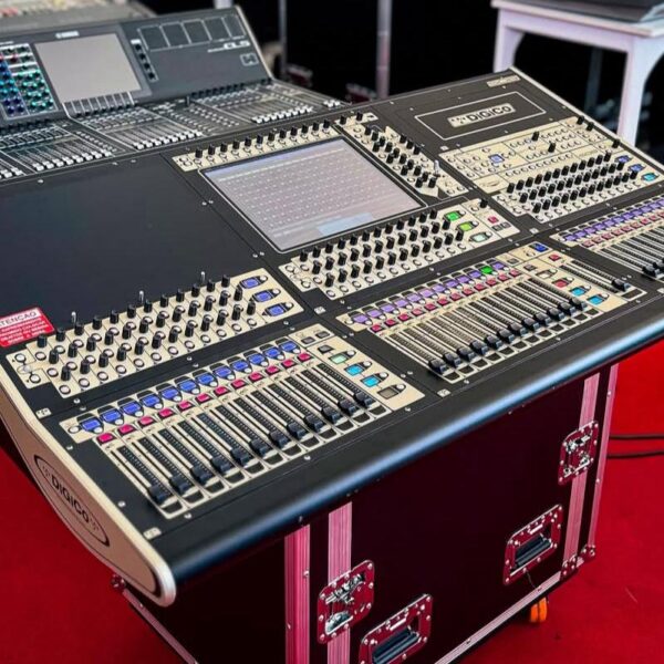 DiGiCo SD8 Digital Mixing Console – Used