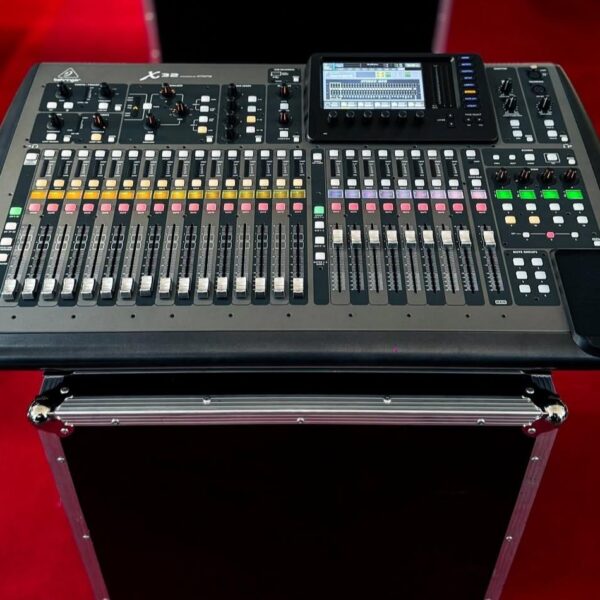Behringer X32 Full-Size Digital Mixing Console – Used