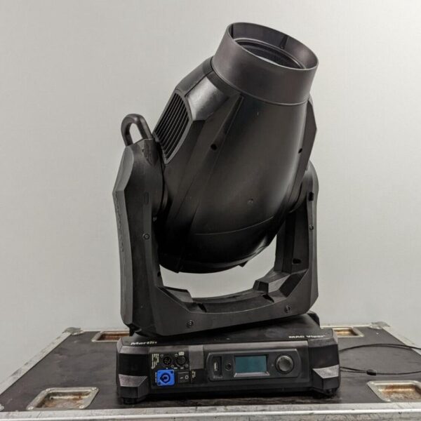 Martin Mac Viper Profile Moving Head Light w/ Case (Pair)